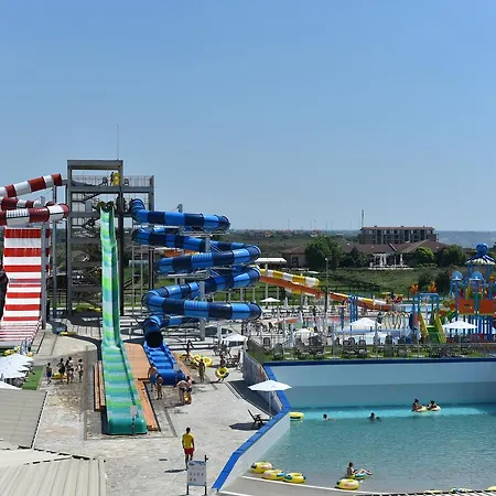 Topola Skies & Aquapark אתר נופש
