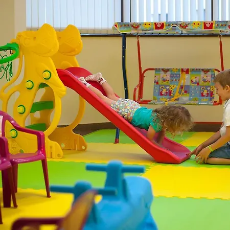 Topola Skies & Aquapark منتجع 4*