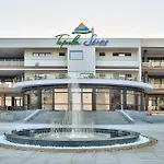 Ośrodek wypoczynkowy Topola Skies & Aquapark 4*