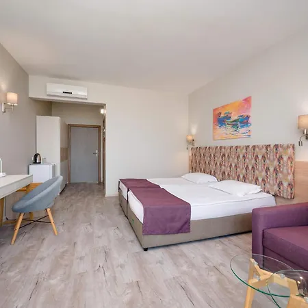 топола скайс и аквапарк 4*